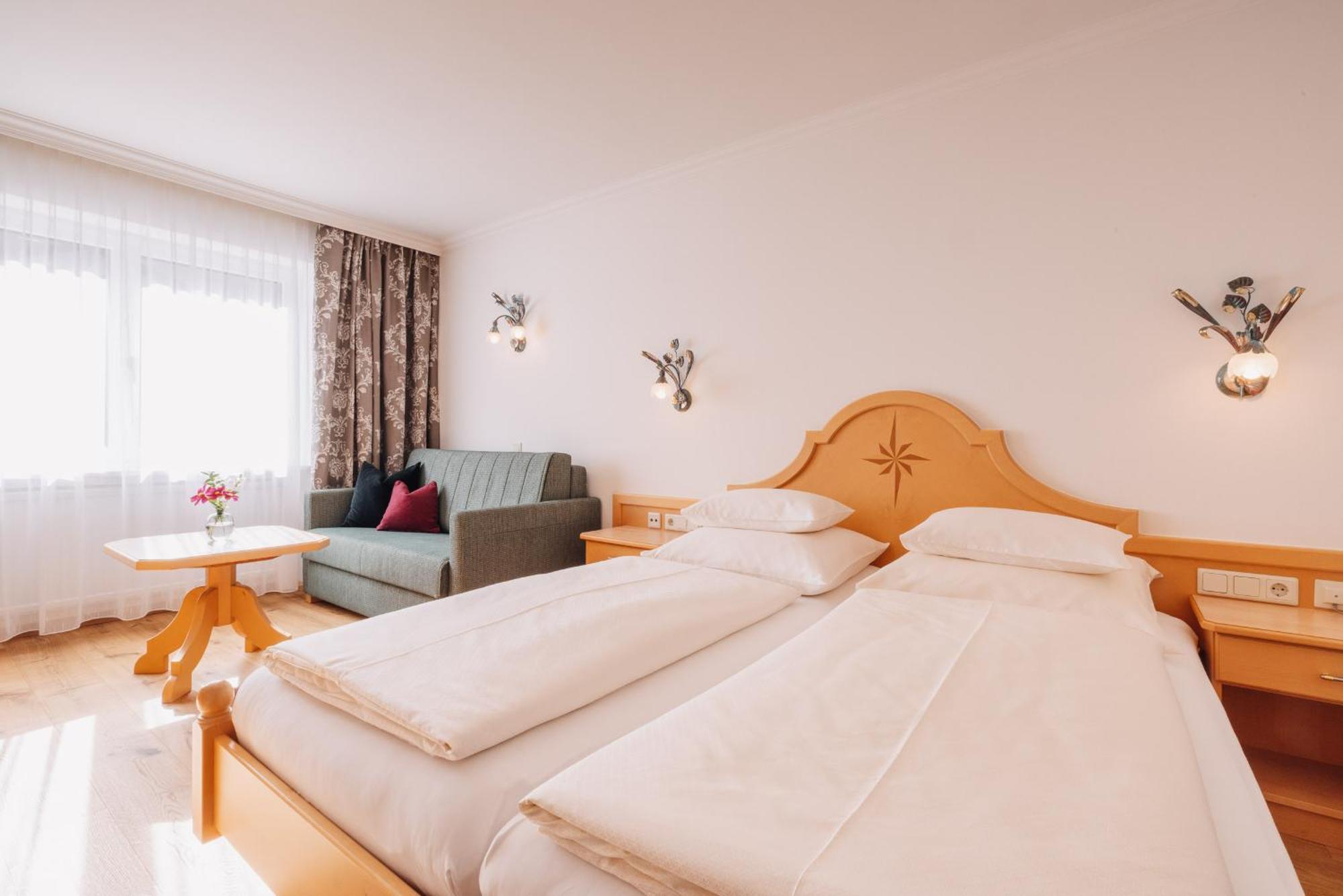 Hotel Garni Lavendel Лех-ам-Арльберг Екстер'єр фото